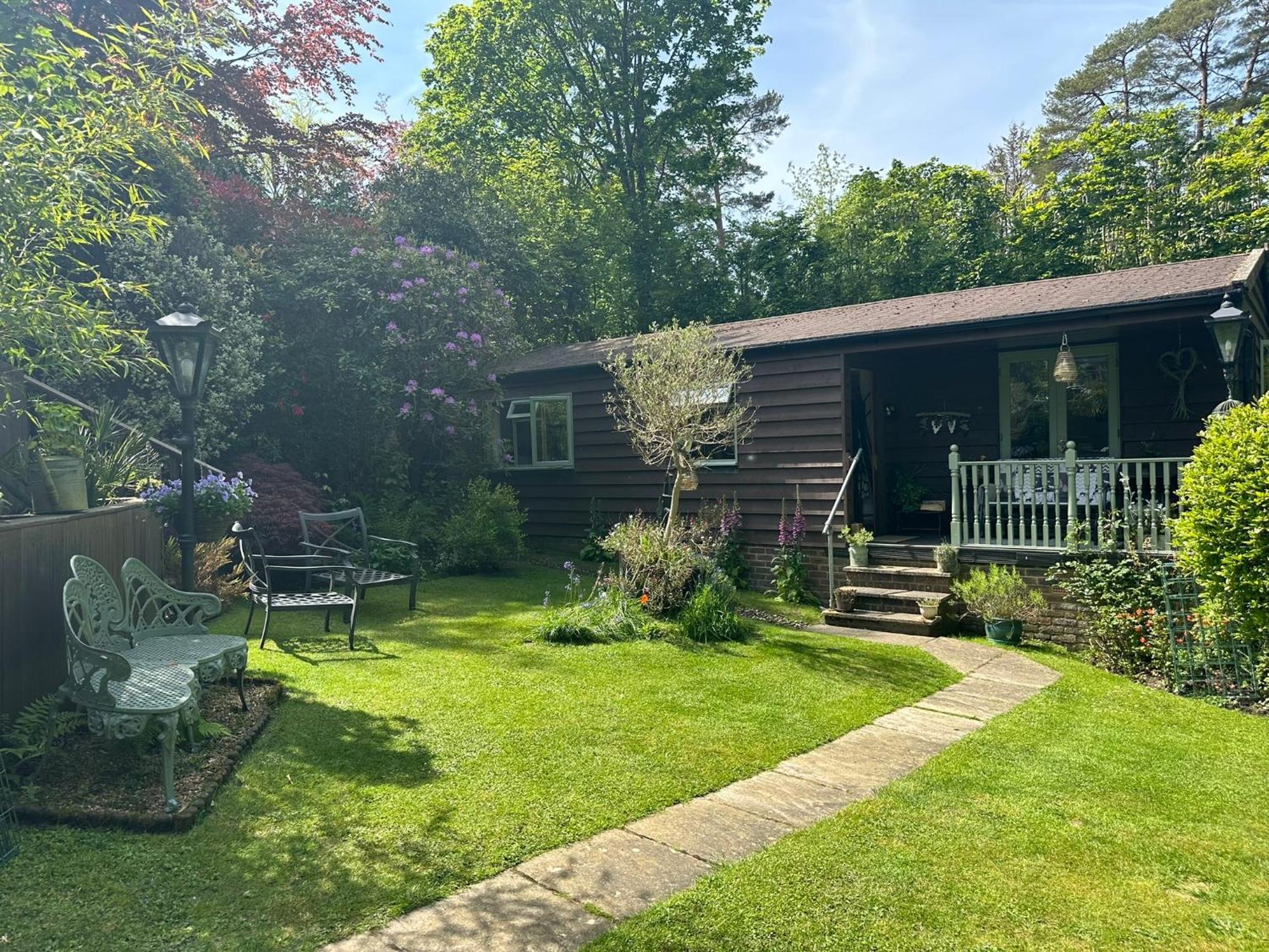 The Cabin, Roundabout Lane * West Chiltington